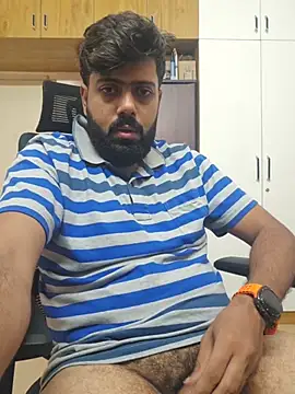 Hornie small Dick01 online show from June 3, 4:45 pm