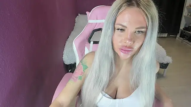 Lika8234 online show from October 25, 8:58 pm