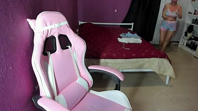 Lika8234 online show from May 4, 6:04 pm