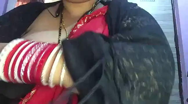 Snapshot of Desi_bhabhiii chatting on January 23, 9:08 am Desi bhabhiii online show from January 23, 9:08 am