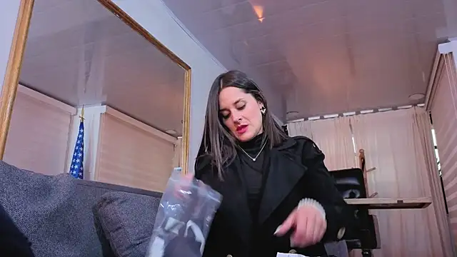 Alice milf  online show from October 16, 11:11 am