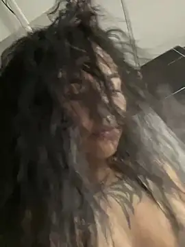 Snapshot of _luna_torres chatting on March 15, 1:08 am luna torres online show from March 15, 1:08 am