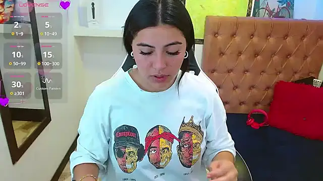 Snapshot of _luna_torres chatting on November 28, 1:25 pm luna torres online show from November 28, 1:25 pm