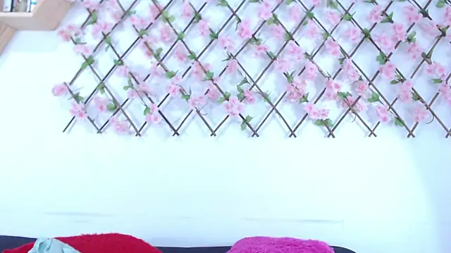 tiffany gomez9 online show from March 11, 12:49 am