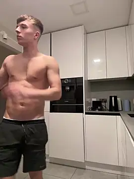 heyaeric online show from December 31, 9:50 pm