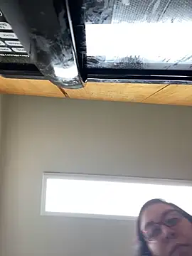 sparkylittlebabymama online show from March 15, 8:04 pm