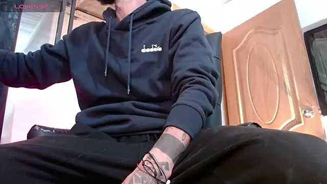 ren stipee online show from March 2, 6:37 am