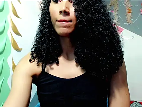 Snapshot of Jenny_cuteTS chatting on October 23, 1:05 am Jenny cuteTS online show from October 23, 1:05 am