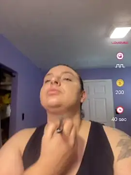 Snapshot of lairarose chatting on July 15, 1:27 pm lairarose online show from July 15, 1:27 pm