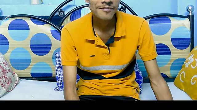Snapshot of Alex_Suman25 chatting on March 15, 1:29 pm Alex Suman25 online show from March 15, 1:29 pm