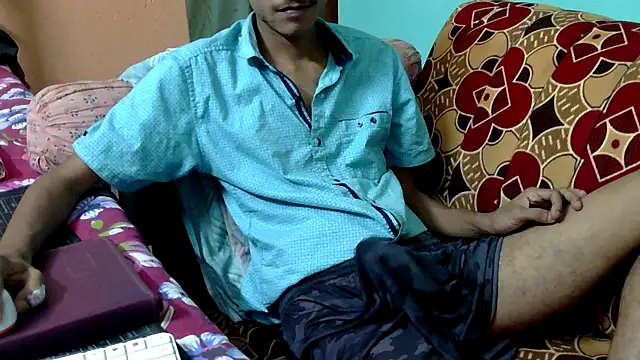 Snapshot of Alex_Suman25 chatting on October 15, 7:36 pm Alex Suman25 online show from October 15, 7:36 pm