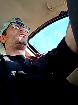 Snapshot of crazycam619 chatting on November 4, 10:42 pm crazycam619 online show from November 4, 10:42 pm