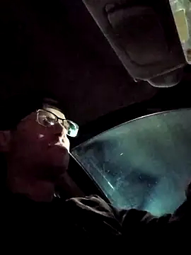 Snapshot of crazycam619 chatting on November 21, 12:48 pm crazycam619 online show from November 21, 12:48 pm