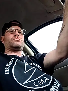 Snapshot of crazycam619 chatting on November 26, 12:22 am crazycam619 online show from November 26, 12:22 am