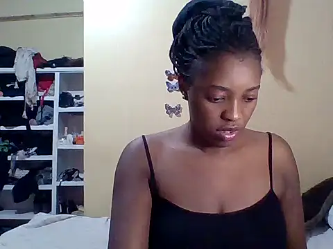 Zara Twilight online show from September 29, 9:08 pm