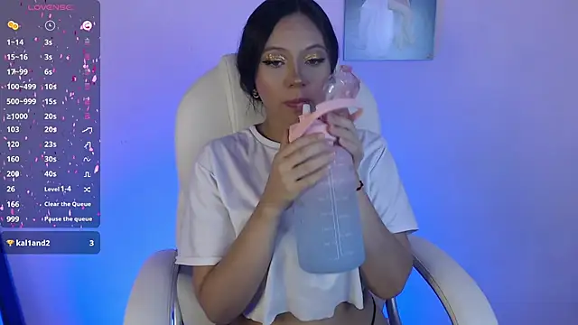 Snapshot of Rou_11 chatting on March 2, 2:30 am Rou 11 online show from March 2, 2:30 am