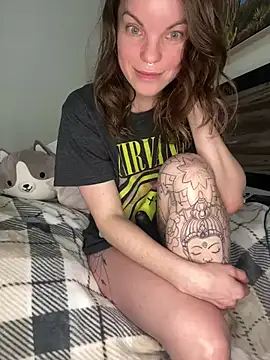 Snapshot of wildefaye chatting on March 23, 1:42 am wildefaye online show from March 23, 1:42 am