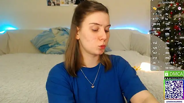 MurrrWorren online show from January 19, 7:37 pm