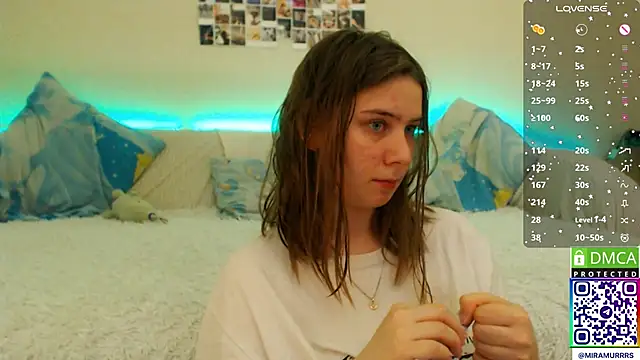 MurrrWorren online show from January 26, 12:43 pm