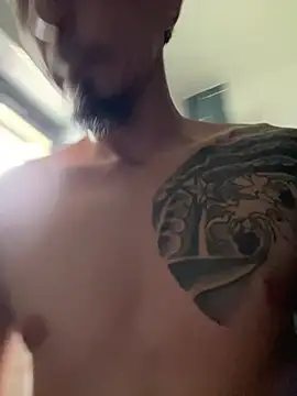 Snapshot of _kiiing_ chatting on March 4, 4:30 pm kiiing online show from March 4, 4:30 pm