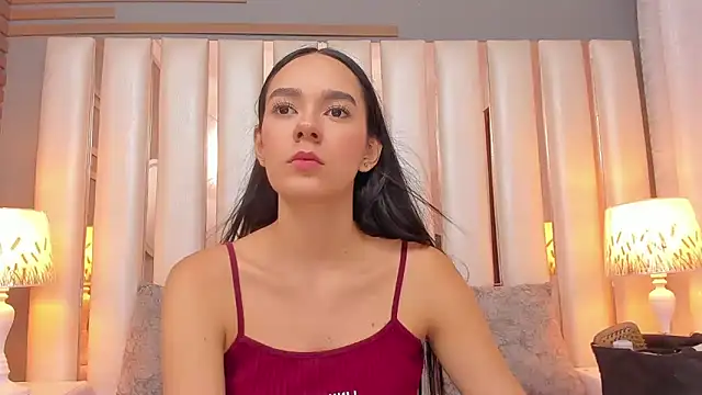 EmmyCruzZ online show from June 19, 7:17 pm