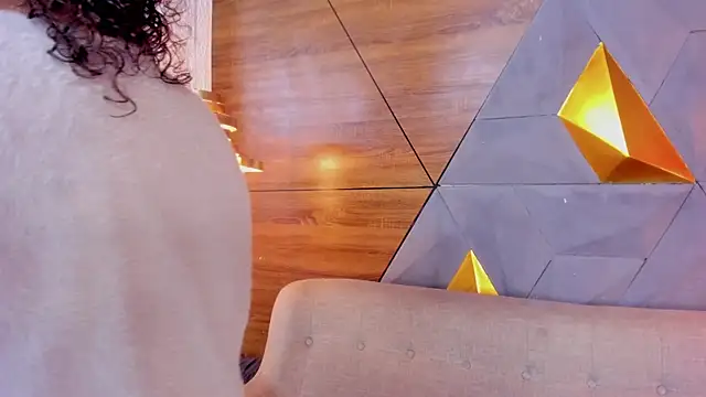 Snapshot of sarah_banks1 chatting on January 6, 7:13 pm sarah banks1 online show from January 6, 7:13 pm