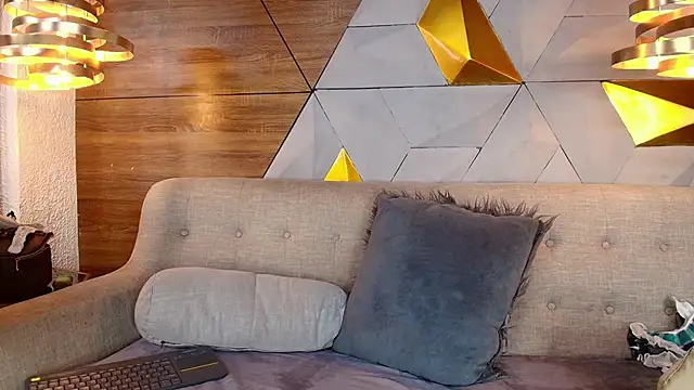 Snapshot of sarah_banks1 chatting on March 14, 7:12 pm sarah banks1 online show from March 14, 7:12 pm