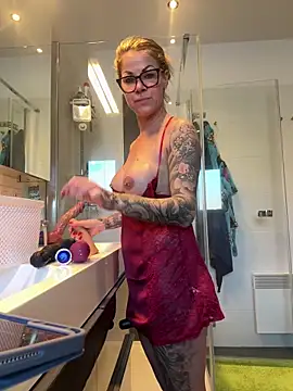 Tatjana Sue online show from December 30, 11:48 am