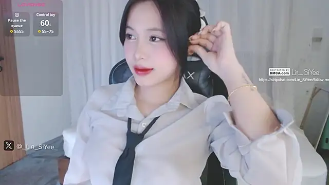 Lin SiYee online show from January 10, 12:47 pm