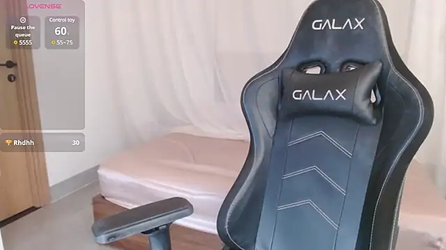 Lin SiYee online show from March 6, 4:41 am