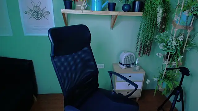 Snapshot of Fernanda__ chatting on October 30, 4:08 pm Fernanda online show from October 30, 4:08 pm