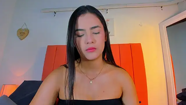 valen rose0 online show from December 17, 12:11 pm