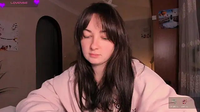 cClandesTina online show from March 17, 9:40 pm