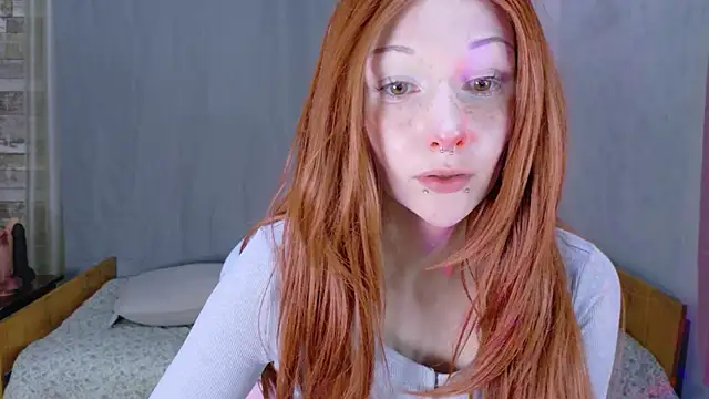 Snapshot of hannaxo1 chatting on May 12, 12:52 am hannaxo1 online show from May 12, 12:52 am
