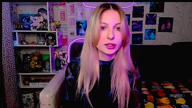 Maria Hunt online show from December 11, 5:53 am