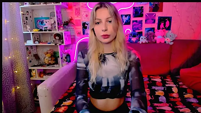 Maria Hunt online show from January 18, 3:53 am