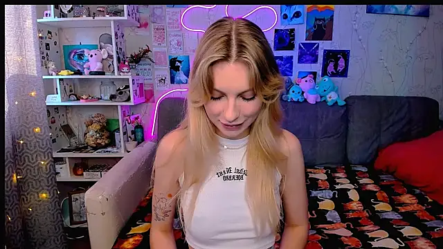 Maria Hunt online show from January 23, 7:11 am