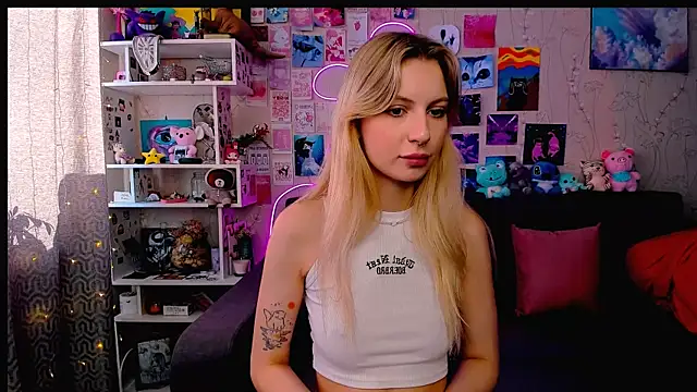 Maria Hunt online show from February 5, 6:35 am