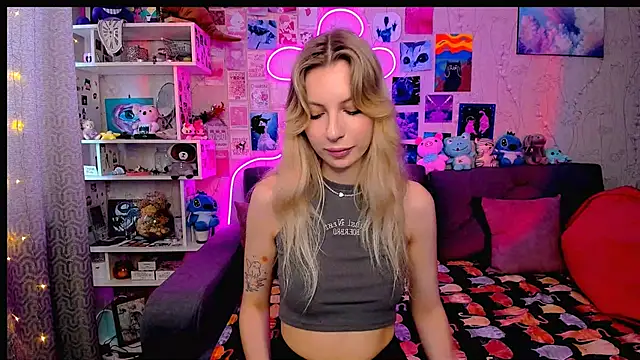 Maria Hunt online show from February 13, 6:52 am