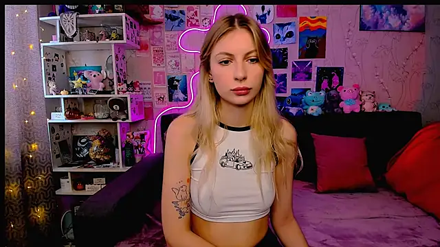 Maria Hunt online show from February 22, 5:02 am