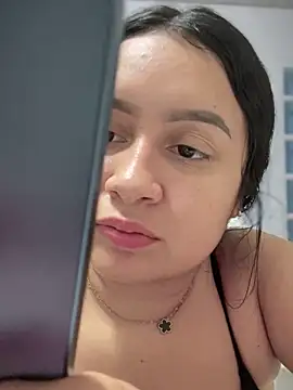 Pretty Isadora online show from March 20, 6:53 pm