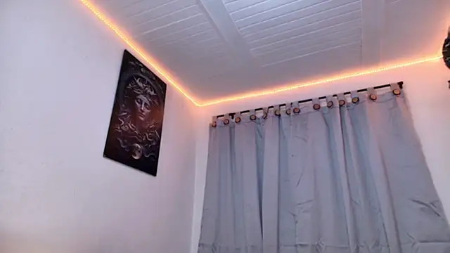 Snapshot of Stefhania_susej chatting on October 6, 6:22 am Stefhania susej online show from October 6, 6:22 am