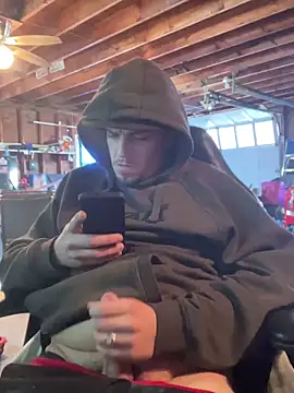 Snapshot of joeycbigcock chatting on December 18, 4:06 pm joeycbigcock online show from December 18, 4:06 pm