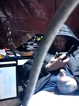 Snapshot of joeycbigcock chatting on February 17, 4:59 pm joeycbigcock online show from February 17, 4:59 pm