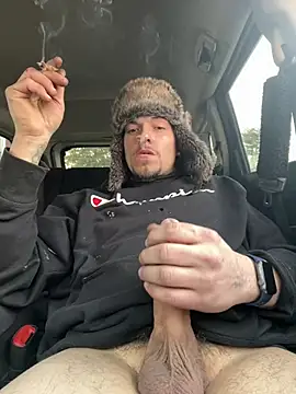 Snapshot of joeycbigcock chatting on February 24, 9:20 pm joeycbigcock online show from February 24, 9:20 pm