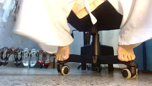 Samantabrown  online show from January 14, 11:27 am