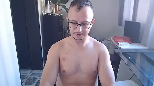 Snapshot of jacob_strokes01 chatting on July 14, 1:39 pm jacob strokes01 online show from July 14, 1:39 pm