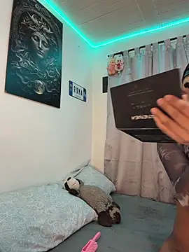 alejo cute online show from June 27, 1:06 pm
