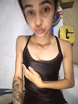 The-quee22 online show from September 27, 10:59 pm