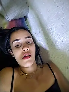 The-quee22 online show from November 2, 5:04 pm